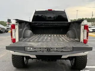 Ford F-250 Super Duty 2018 4x4 Platinum 4dr Crew Cab Pickup de 8 pies de largo