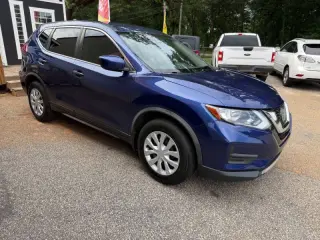 Nissan Rogue del año 2020