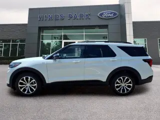 Explorador Ford 2025 AWD ST-Line 4dr SUV