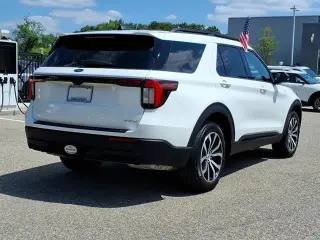 Explorador Ford 2025 AWD ST-Line 4dr SUV