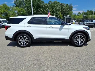 Explorador Ford 2025 AWD ST-Line 4dr SUV