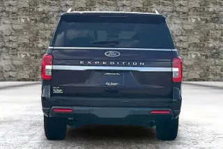 Ford Expedition 2023 4x4 XLT 4dr SUV