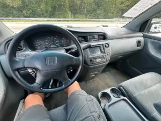 2000 Honda Odyssey