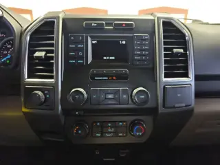 Ford F-150 2016 4x2 XLT 4dr SuperCrew 5.5 ft. SB