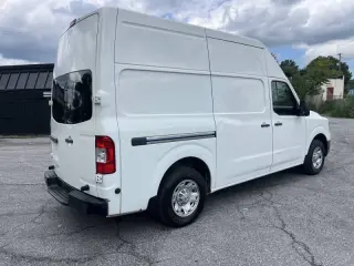 2017 Nissan NV