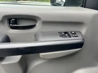 2017 Nissan NV