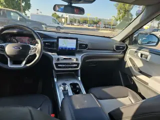 Explorador Ford 2023 XLT 4dr SUV