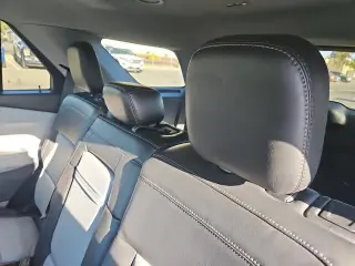 Explorador Ford 2023 XLT 4dr SUV