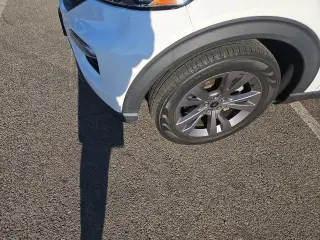 Explorador Ford 2023 XLT 4dr SUV