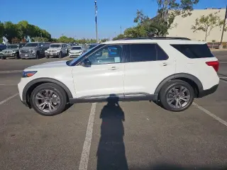 Explorador Ford 2023 XLT 4dr SUV