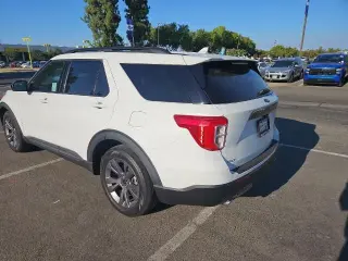 Explorador Ford 2023 XLT 4dr SUV