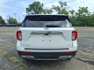 Ford Explorer 2023 AWD Limitado 4dr SUV