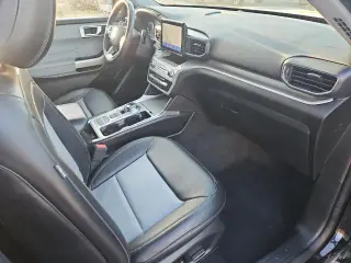 Ford Explorer 2023 XLT 4dr SUV