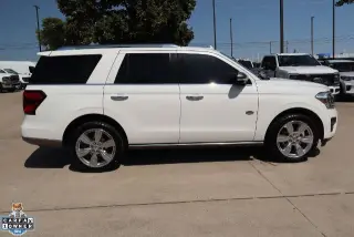 Ford Expedition 2023 4x4 King Ranch 4dr SUV