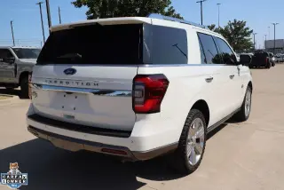 Ford Expedition 2023 4x4 King Ranch 4dr SUV