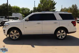 Ford Expedition 2023 4x4 King Ranch 4dr SUV