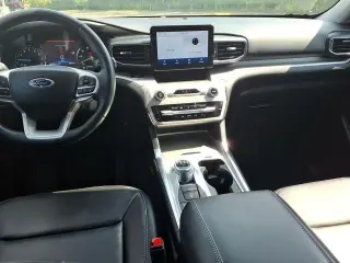 Ford Explorer 2024 AWD XLT 4dr SUV