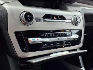 Ford Explorer 2023 AWD XLT 4dr SUV