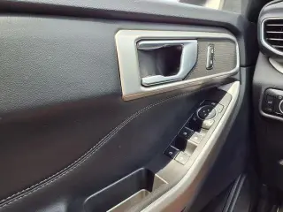 Ford Explorer 2023 AWD XLT 4dr SUV