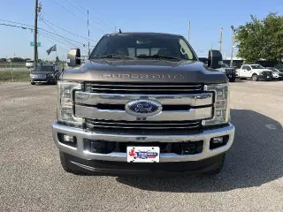 Ford F-250 Super Duty 2019 4x4 Lariat 4dr Crew Cab 8 ft. LB Pickup