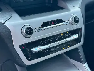 Explorador Ford 2022 XLT 4dr SUV