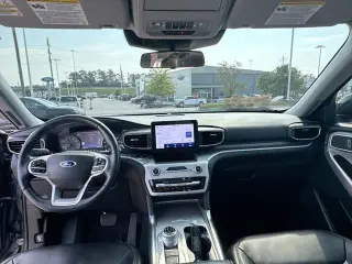 Explorador Ford 2022 XLT 4dr SUV