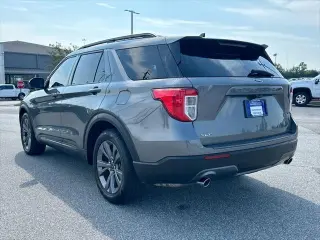 Explorador Ford 2022 XLT 4dr SUV