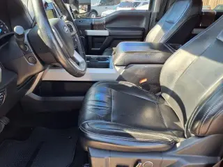 Ford F-250 Super Duty 2019 4x4 Lariat 4dr Crew Cab de 6.8 ft. Pickup