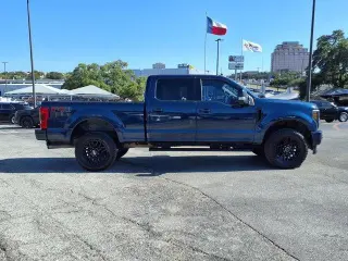 Ford F-250 Super Duty 2019 4x4 Lariat 4dr Crew Cab de 6.8 ft. Pickup