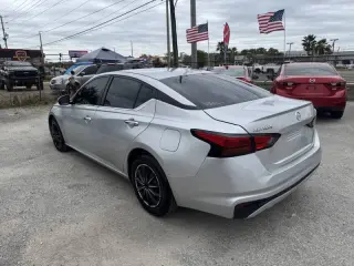 Nissan Altima del 2019