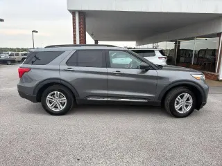 Ford Explorer 2023 XLT 4x4 SUV