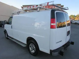 2018 GMC Savana