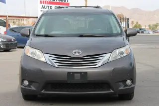 Toyota Sienna del año 2012