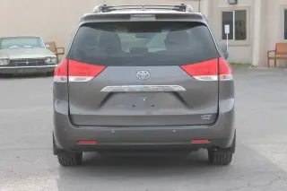 Toyota Sienna del año 2012