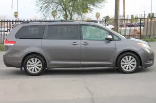 Toyota Sienna del año 2012