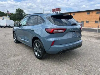Ford Escape 2023 AWD ST-Line 4dr SUV