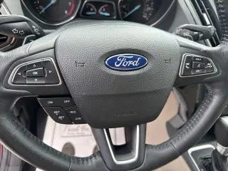 Ford Escape 2017 Titanium 4dr SUV