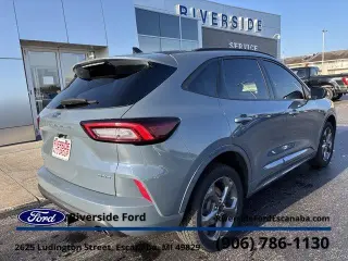 Ford Escape 2023 AWD ST-Line 4dr SUV