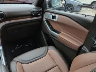 Ford Explorer 2023 AWD King Ranch 4dr SUV