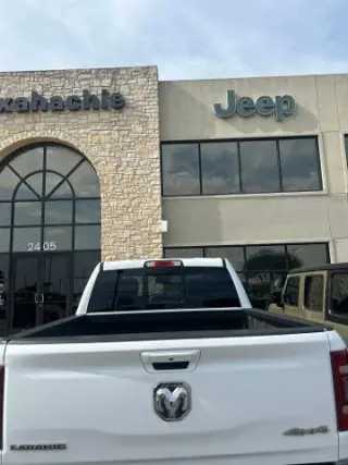 Ram 1500 2021 4x4 Laramie 4dr Crew Cab 5.6 ft. SB Pickup