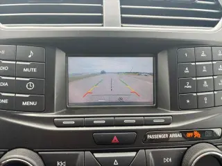 Ford Explorer 2018 AWD Base 4dr SUV