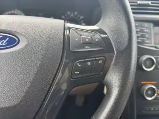 Ford Explorer 2018 AWD Base 4dr SUV