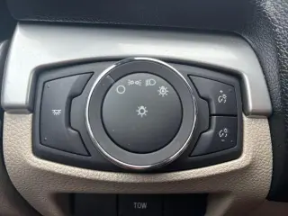 Ford Explorer 2018 AWD Base 4dr SUV