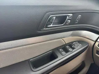 Ford Explorer 2018 AWD Base 4dr SUV
