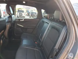 Ford Escape 2024 con tracción en las cuatro ruedas ST-Line 4dr SUV