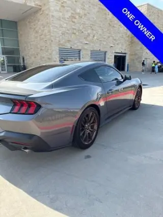 Ford Mustang 2024 EcoBoost Premium 2dr Fastback