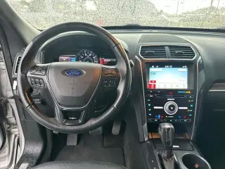 Ford Explorer 2018 Limitado 4dr SUV