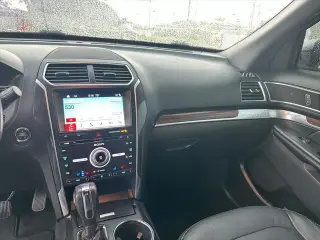 Ford Explorer 2018 Limitado 4dr SUV