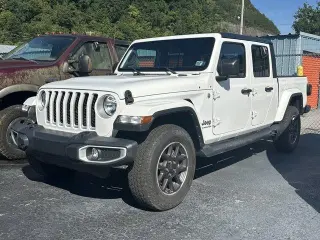 Jeep Gladiator 2022 4x4 Overland 4dr Crew Cab 5.0 ft. SB