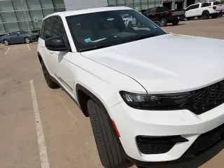 Jeep Grand Cherokee 2025 4x4 Limited 4dr SUV